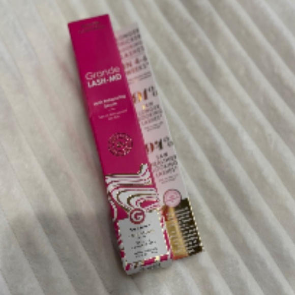 GrandeLASH-MD Lash Enhancing Serum - Clear. 6 mo supply - Picture 1 of 6